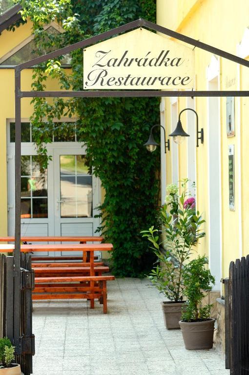 Hotel Leopold Račín Esterno foto