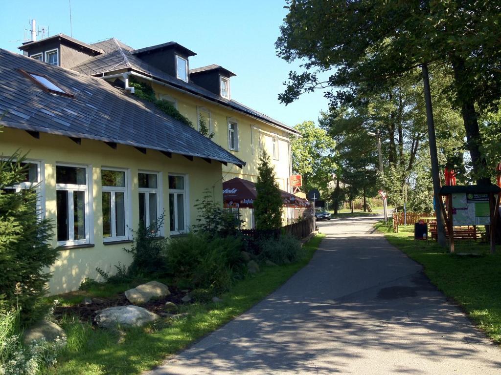 Hotel Leopold Račín Esterno foto